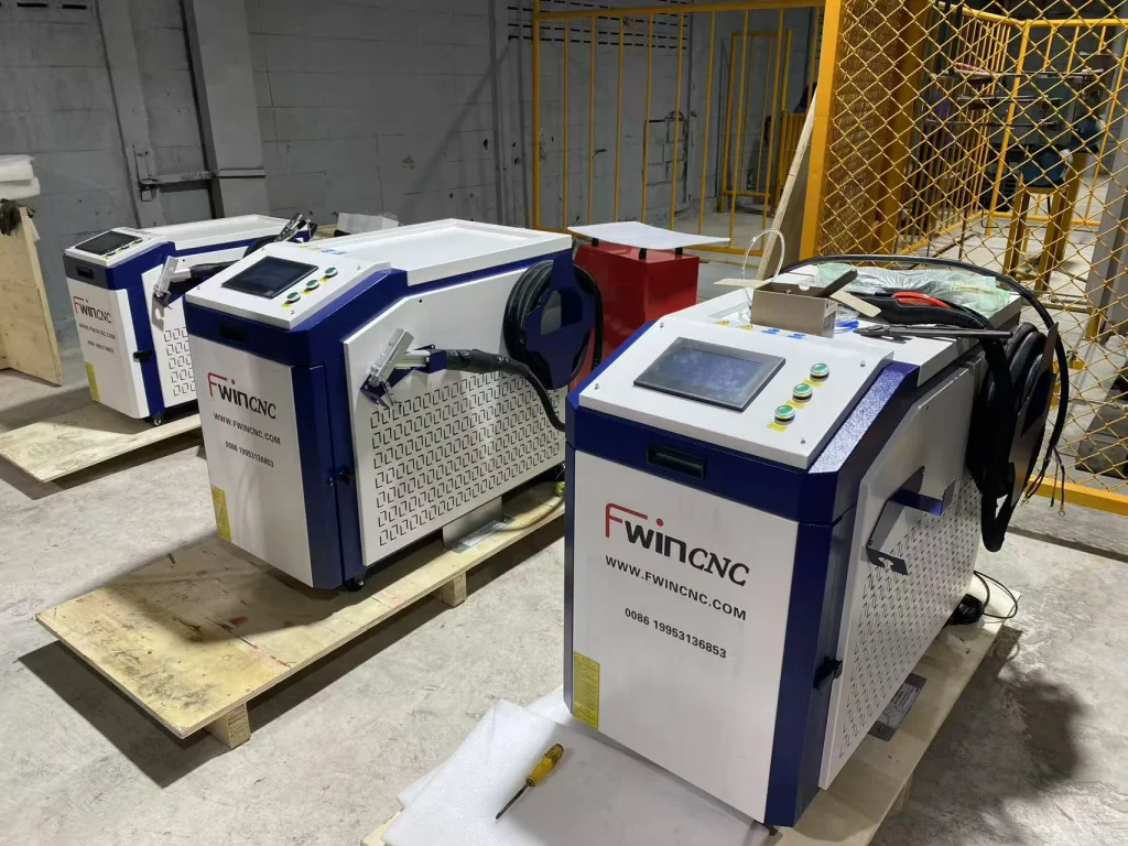 Soldador a laser de precisão 4 em 1 para aço inoxidável e alumínio.