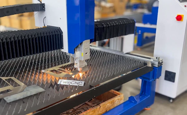 Портативный лазерный резак со съемным режущим столом fwincnc