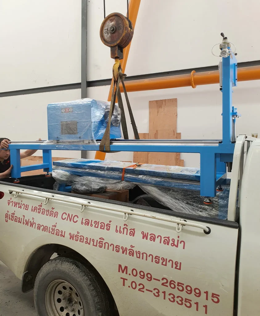 Thai customer installed and used fwincnc plasma pipe cutting machine