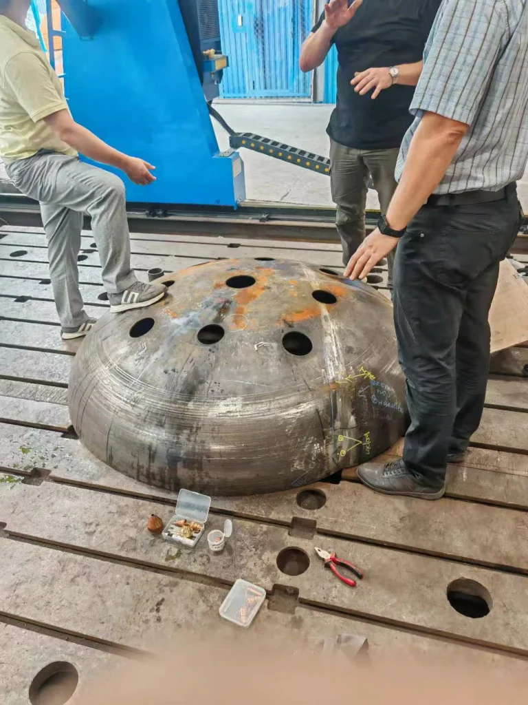 fwincnc Russian customer plasma head cutting machine