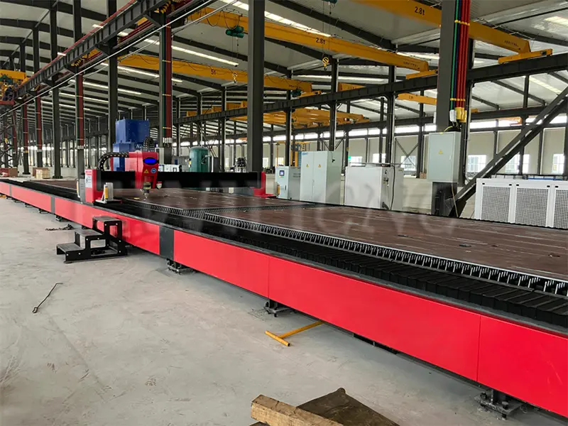 fwincnc macchina per il taglio laser in fibra di rotaie di terra di grande formato 拷贝