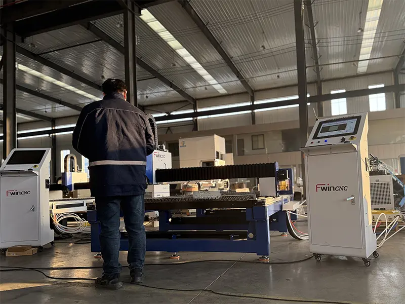 Detachable laser cutting machine price cnc metal aluminum laser cutter machine precision 3000w 95 拷贝 1