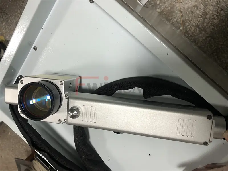 Pulse Laser Cleaning Machine laser cleaner gun